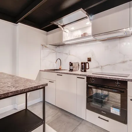 Swietokrzyska 41-43 By Homeprime * Wrocław